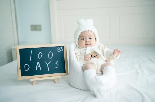 代怀生子好找吗七个月宝宝伸舌头